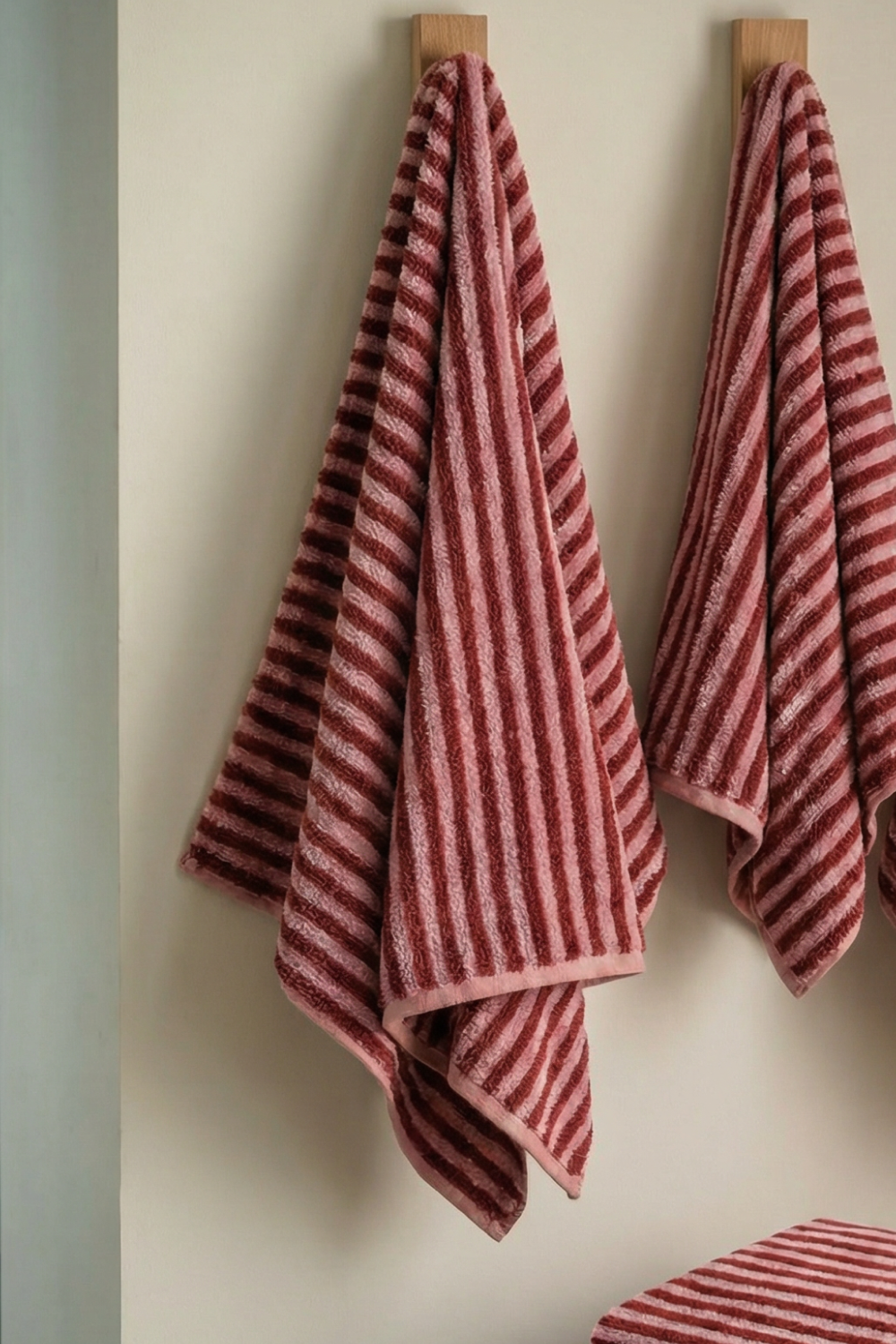 Bath Towel – Hibiscus Tonic / Cherry Cola